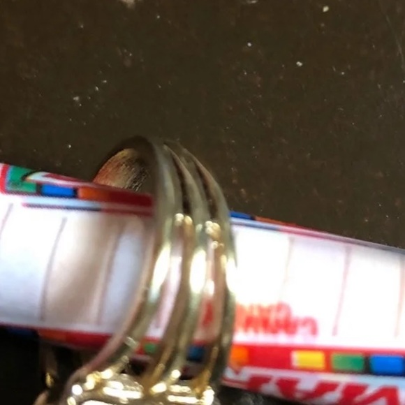 Red gemstone ring - Picture 4 of 4